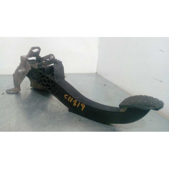 Recambio de pedal embrague para renault kangoo 1.5 dci diesel referencia OEM IAM 8200590252B  