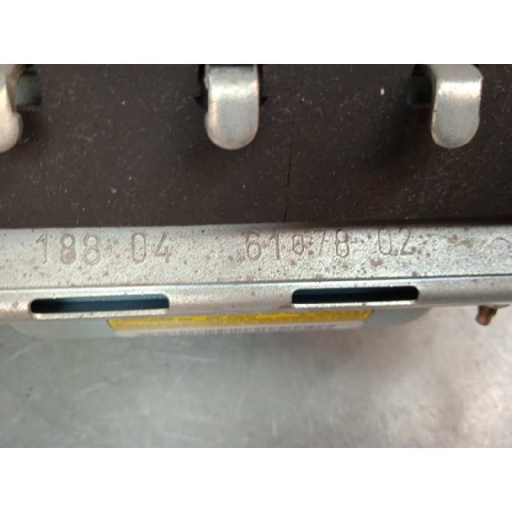 Recambio de airbag delantero derecho para nissan terrano/terrano.ii (r20) aventura referencia OEM IAM KP7F4049080945  