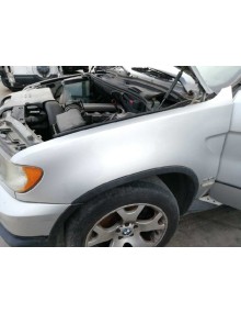 Recambio de aleta delantera izquierda para bmw x5 (e53) 3.0i referencia OEM IAM 41357000385 RAYADA 41357000385