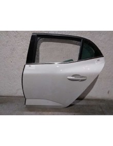 Recambio de puerta trasera izquierda para renault megane iv berlina 5p experience referencia OEM IAM 821015121R BLANCO 