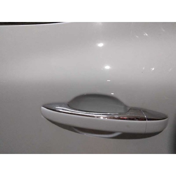 Recambio de puerta trasera izquierda para renault megane iv berlina 5p experience referencia OEM IAM 821015121R BLANCO 