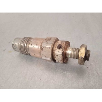 Recambio de inyector para nissan almera (n15) 2.0 diesel referencia OEM IAM 71A1361  