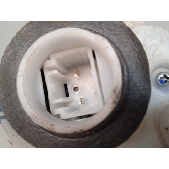 Recambio de cerradura puerta trasera izquierda para subaru xv active referencia OEM IAM   2 PINS