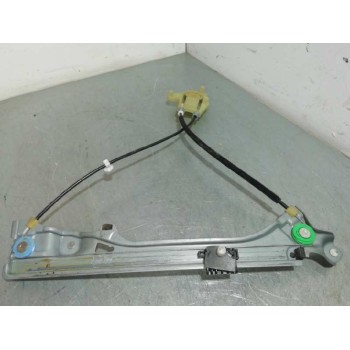 ELEVALUNAS TRASERO IZQUIERDO 827010001R SIN MOTOR 