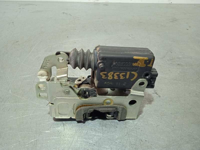 Recambio de cerradura puerta trasera izquierda para dacia duster ambiance 4x2 referencia OEM IAM 825030283R 2 PINES 