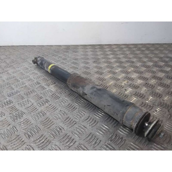 Recambio de amortiguador trasero izquierdo para toyota auris hybrid active referencia OEM IAM 171020B  