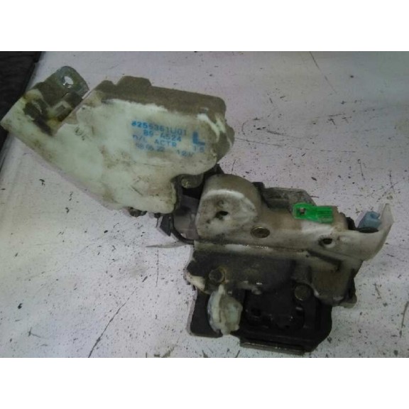 Recambio de cerradura puerta trasera izquierda para nissan almera (n15) lx referencia OEM IAM 8255361U01 980522 2 PINS