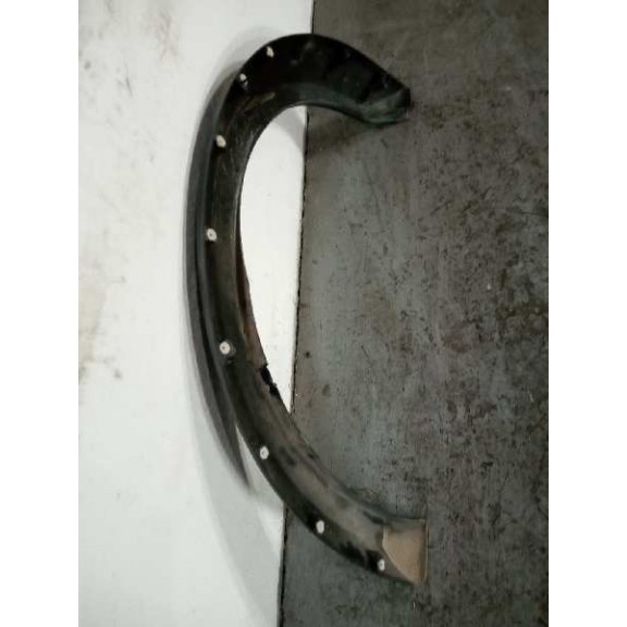 Recambio de aletin delantero izquierdo para land rover discovery v6 td s referencia OEM IAM   