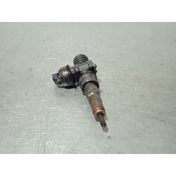 Recambio de inyector para skoda suberb (3t4) 2.0 tdi dpf referencia OEM IAM 0381300738Q  