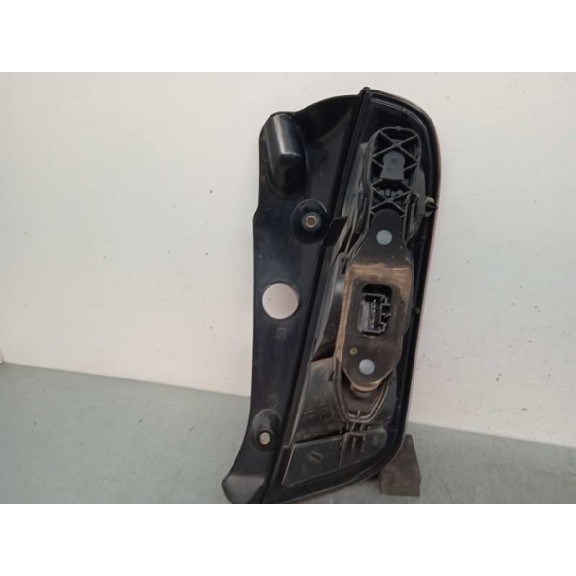 Recambio de piloto trasero izquierdo para lancia ypsilon (101) 1.4 16v oro referencia OEM IAM 51703972  