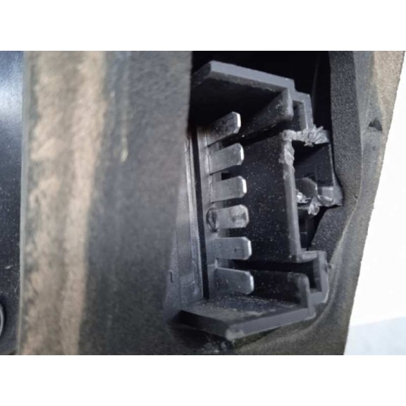 Recambio de piloto trasero izquierdo para lancia ypsilon (101) 1.4 16v oro referencia OEM IAM 51703972  