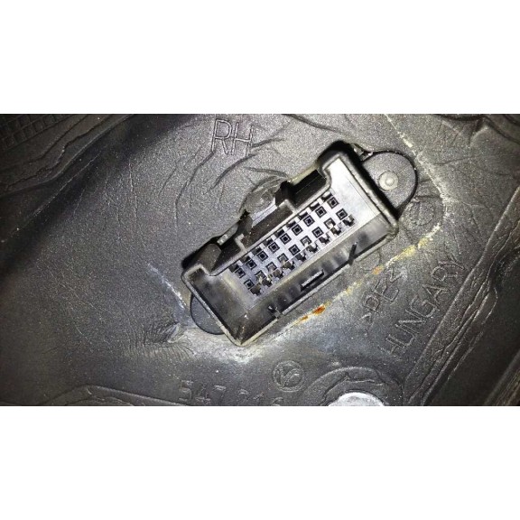 Recambio de retrovisor derecho para opel insignia berlina referencia OEM IAM 13269577 ELÉCTRICO 7 PINS