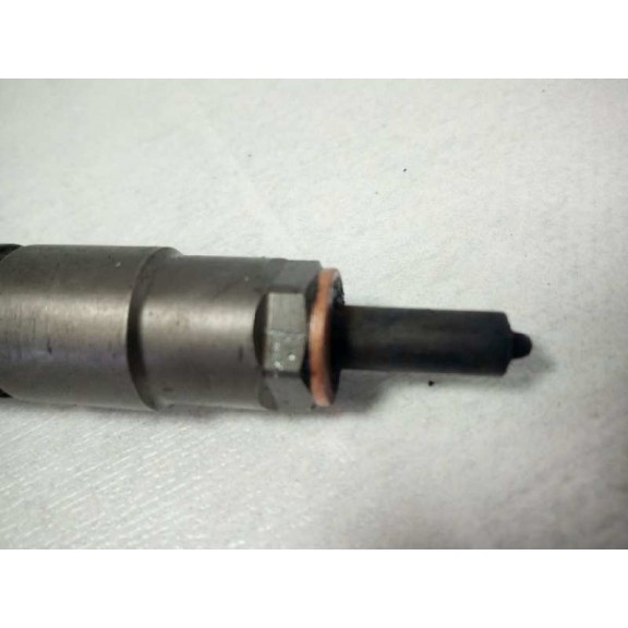 Recambio de inyector para bmw serie 1 berlina (e81/e87) 118d referencia OEM IAM 0445110289 7798446 0986435179