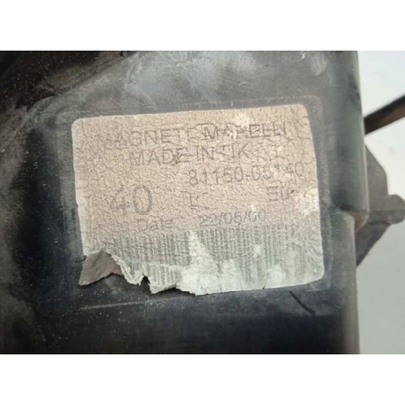 Recambio de faro izquierdo para toyota avensis berlina (t 22) referencia OEM IAM 8115005140 54533866 