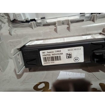 Recambio de luz interior para citroën c3 feel referencia OEM IAM 96887290BJ 9811856577 9825205380