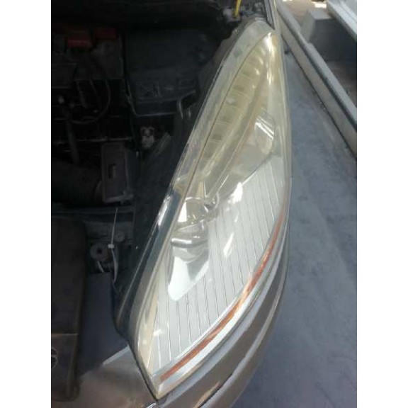 Recambio de faro izquierdo para citroën c4 grand picasso avatar referencia OEM IAM  1 SOPORTE ROTO 