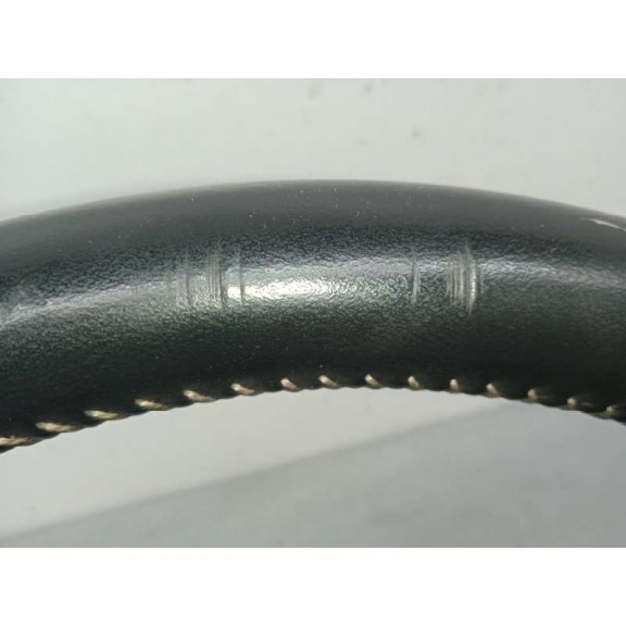 Recambio de volante para lexus ct 200h referencia OEM IAM 4510076100C4 CON MANDOS CUERO