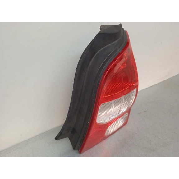 Recambio de piloto trasero derecho para renault twingo dynamique referencia OEM IAM 8200387889 2VA96545402 