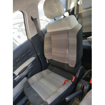 ASIENTO DELANTERO DERECHO 