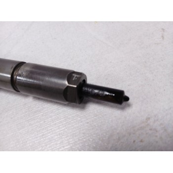 Recambio de inyector para bmw serie 3 compact (e46) 320td referencia OEM IAM 0445110131 7789661 