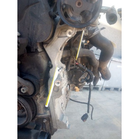 Recambio de soporte alternador para dodge journey 2.0 16v crd cat referencia OEM IAM 03G903143H  