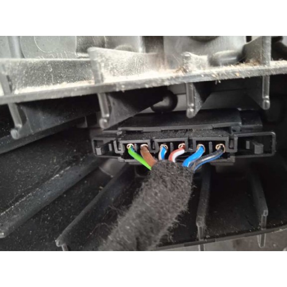 Recambio de piloto trasero derecho para skoda octavia lim. (5e3) ambition referencia OEM IAM 5E5945096  2SK011053-02