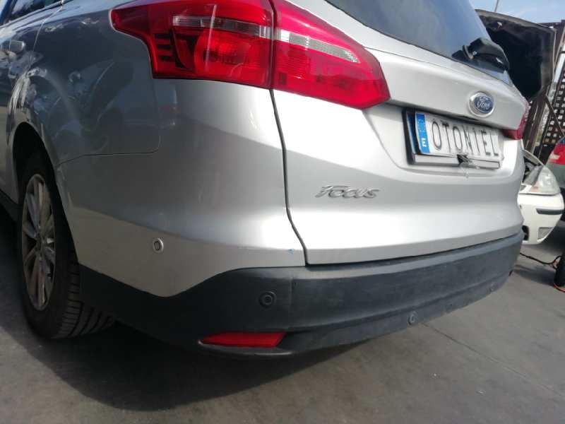 Recambio de paragolpes trasero para ford focus turn. trend referencia OEM IAM  ROZADO RANCHERA