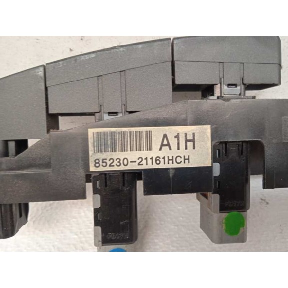 Recambio de interruptor para ssangyong rodius xdi referencia OEM IAM 8523021161HCH MULTIPLE 