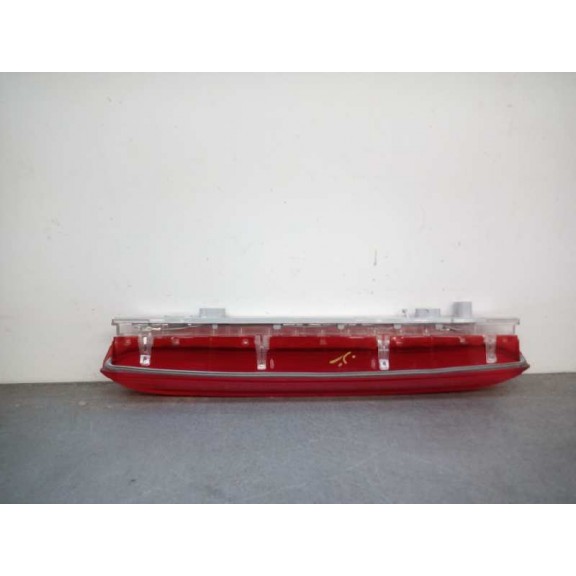 Recambio de luz central de freno para mazda cx-7 (er) luxury referencia OEM IAM D46151580  