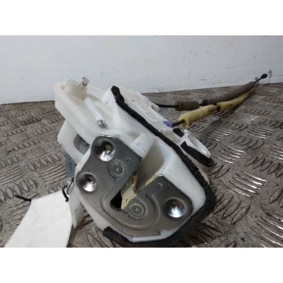 Recambio de cerradura puerta trasera derecha para mazda 3 lim. () style referencia OEM IAM   