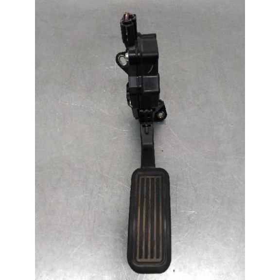 Recambio de potenciometro pedal para lexus ct 200h referencia OEM IAM 7811076021 1988008481 6 CABLES