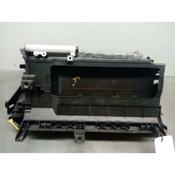 Recambio de guantera para infiniti q50 2.2 diesel cat referencia OEM IAM 681024GF0A 681S14GF0A 