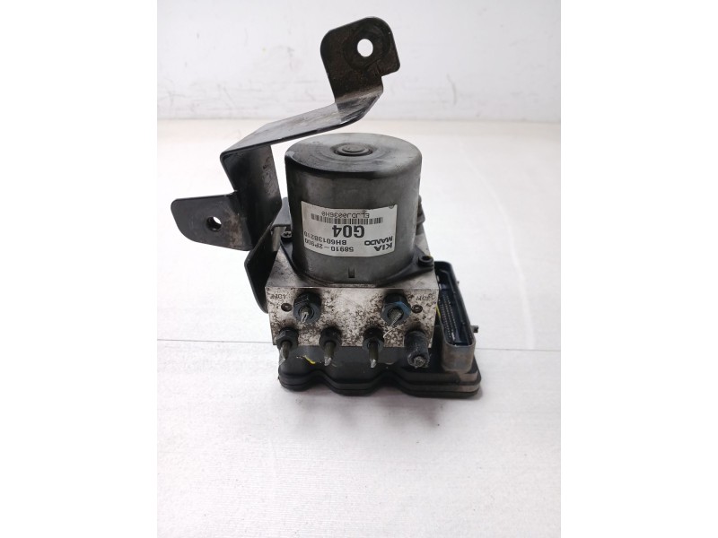 Recambio de abs para kia sorento 2.2 crdi cat referencia OEM IAM 589102P900 58910-2P900 BH6013B210