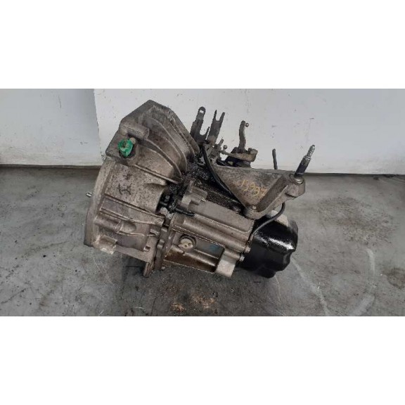 Recambio de caja cambios para nissan micra (k12e) acenta referencia OEM IAM 8200247902 B 135.529KM 5V