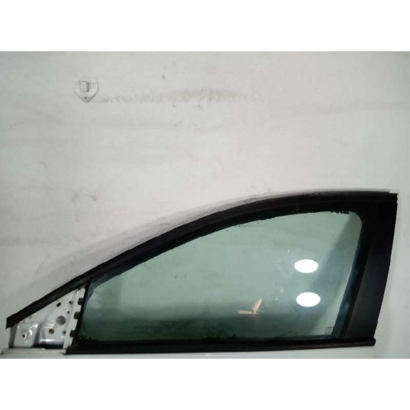 Recambio de puerta delantera izquierda para renault megane iii berlina 5 p intens referencia OEM IAM  5 PUERTAS 