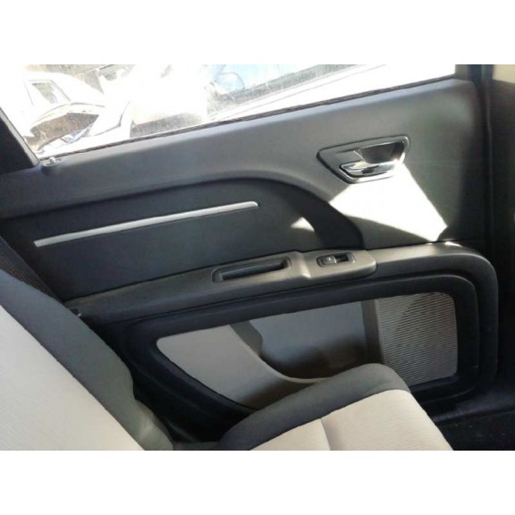 Recambio de guarnecido puerta trasera izquierda para dodge journey 2.0 16v crd cat referencia OEM IAM   