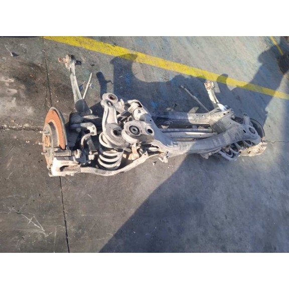 Recambio de puente trasero para lexus ct 200h referencia OEM IAM  DISCOS PINZAS TOKICO