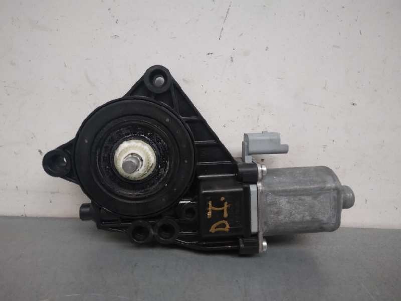 Recambio de motor elevalunas delantero izquierdo para hyundai i30 classic referencia OEM IAM 824502R000 0130822542 2 PINES
