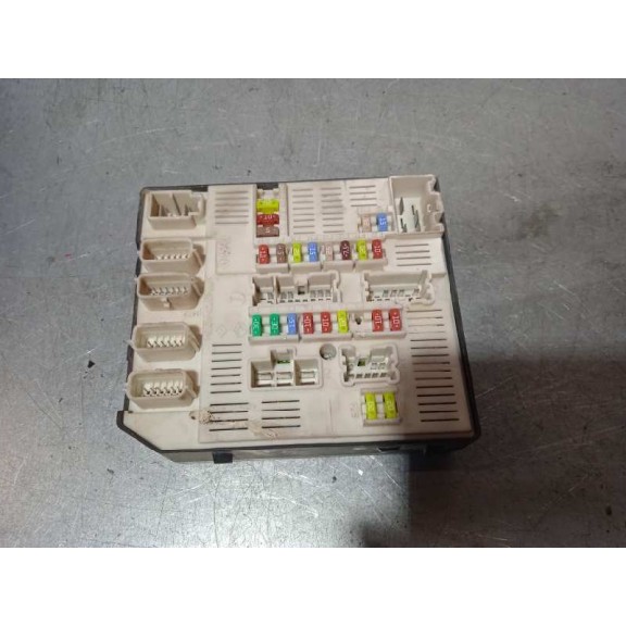 Recambio de centralita bsi para renault megane iii berlina 5 p dynamique referencia OEM IAM 284B61871R  