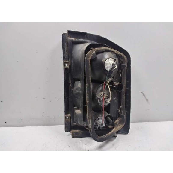 Recambio de piloto trasero izquierdo para ssangyong korando 2.9 diesel referencia OEM IAM 8360106000  