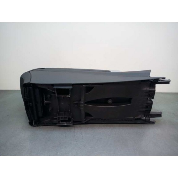 Recambio de apoyabrazos central para mercedes-benz clase c w205 c200 bluetec referencia OEM IAM A2056800150  