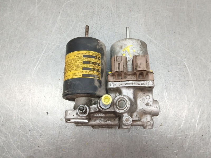 Recambio de bomba freno para lexus ct 200h referencia OEM IAM 4707012010  