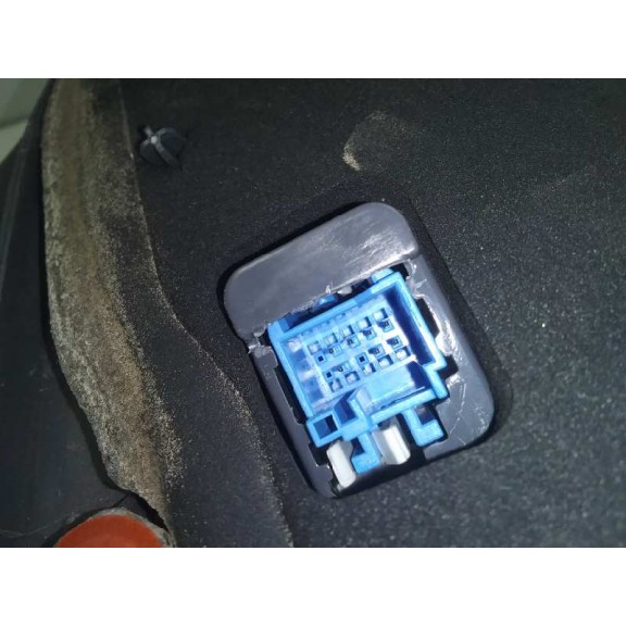 Recambio de piloto trasero derecho para mercedes-benz clase c w205 c200 bluetec referencia OEM IAM A2059060457  