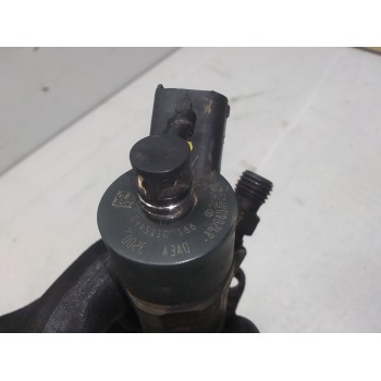 Recambio de inyector para mazda 3 berlina (bk) 1.6 cd diesel cat referencia OEM IAM 0445110188  