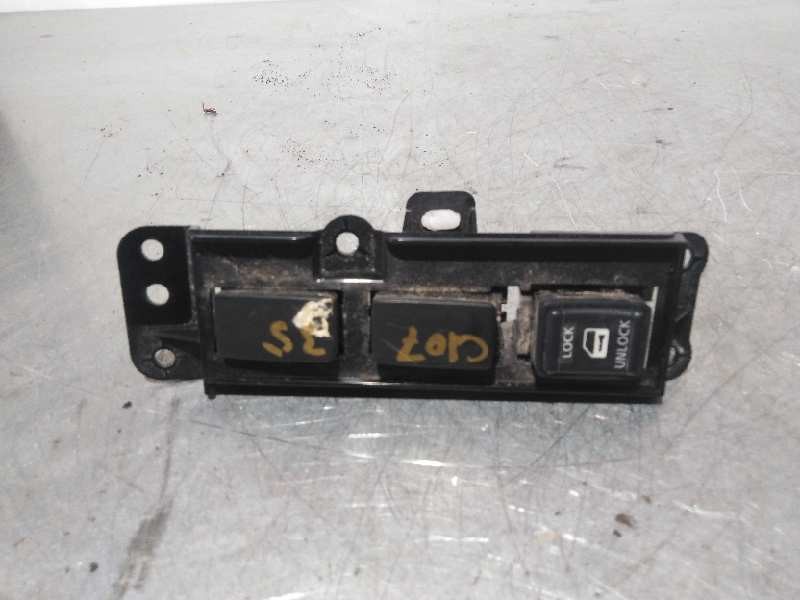 Recambio de interruptor para nissan note acenta referencia OEM IAM 969RF3VV0A  