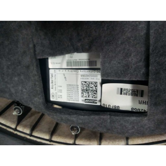 Recambio de guarnecido puerta trasera derecha para mercedes-benz clase c w205 c200 bluetec referencia OEM IAM   