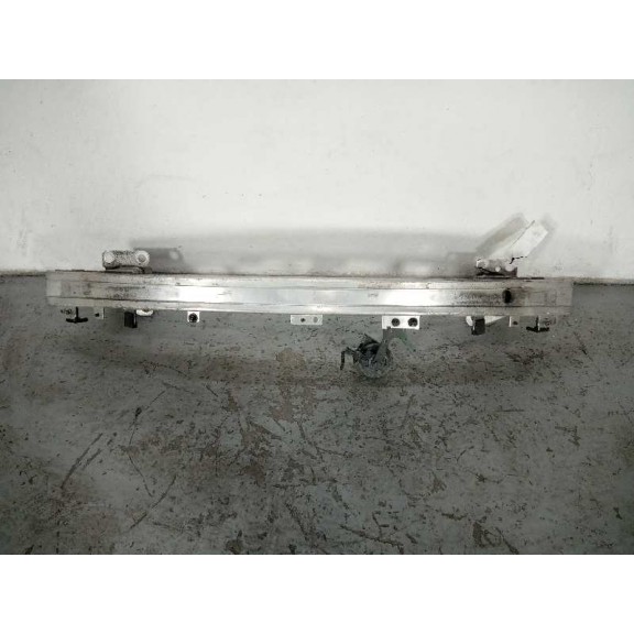 Recambio de refuerzo paragolpes delantero para renault megane iii berlina 5 p intens referencia OEM IAM   