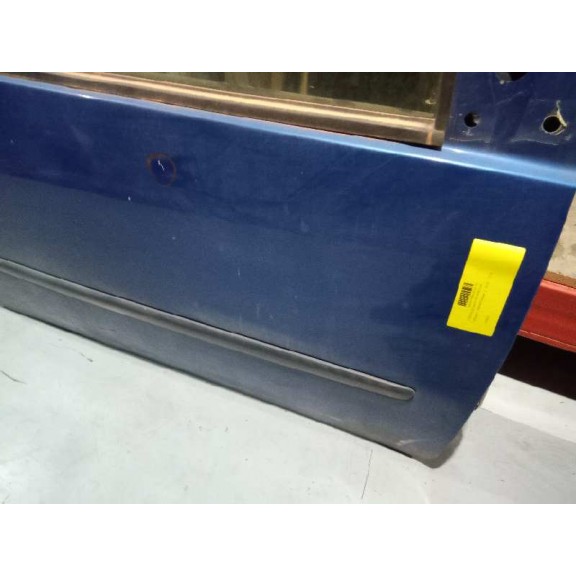 Recambio de puerta delantera derecha para renault twingo acces referencia OEM IAM  AZUL 3P