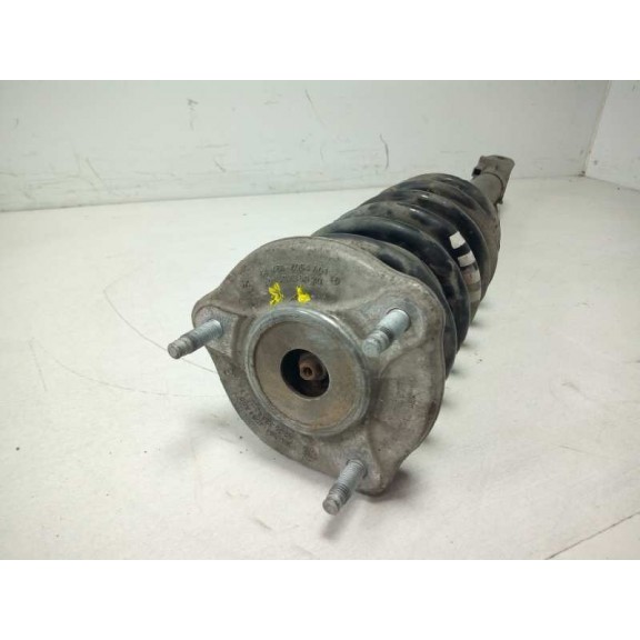 Recambio de amortiguador delantero derecho para mercedes-benz clase c w205 c200 bluetec referencia OEM IAM A2053207568  