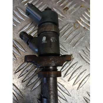 Recambio de inyector para mazda 3 berlina (bk) 1.6 cd diesel cat referencia OEM IAM 0445110188  